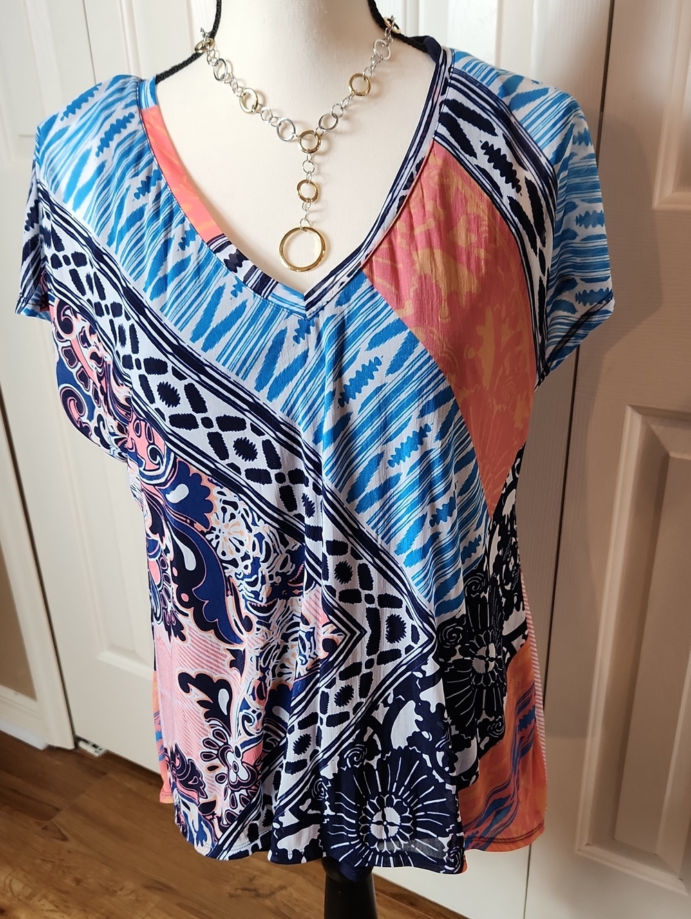 Dana Buchman Multicolor V-Neck Short Sleeve Top — Blue & Pink